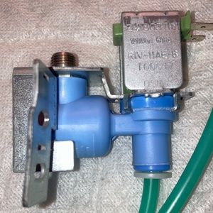 Frigidaire (OEM) FfTR1814TW(G) Freezer/Fridge Water Inlet Valve